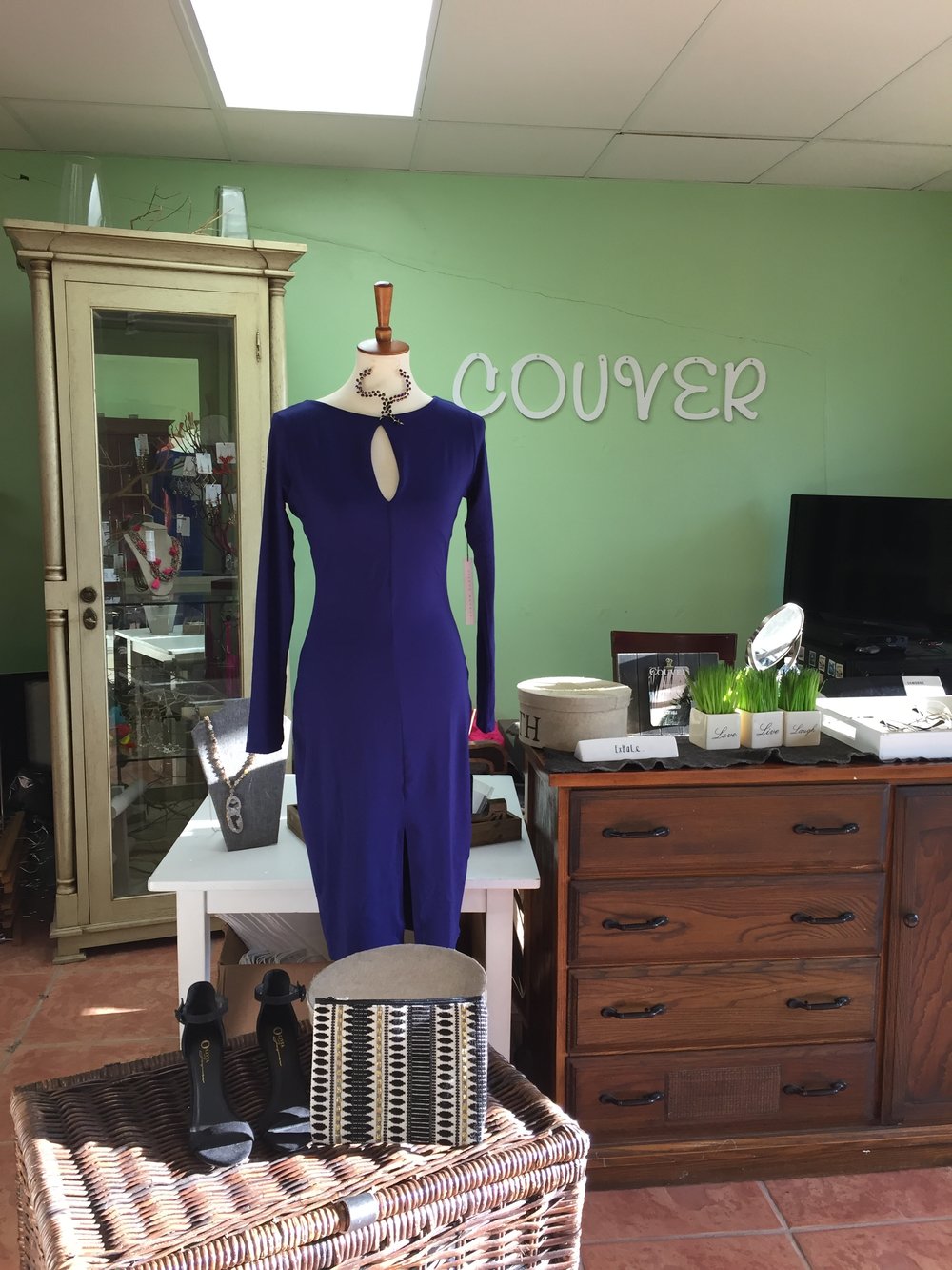 SM Long Slit Front Dress